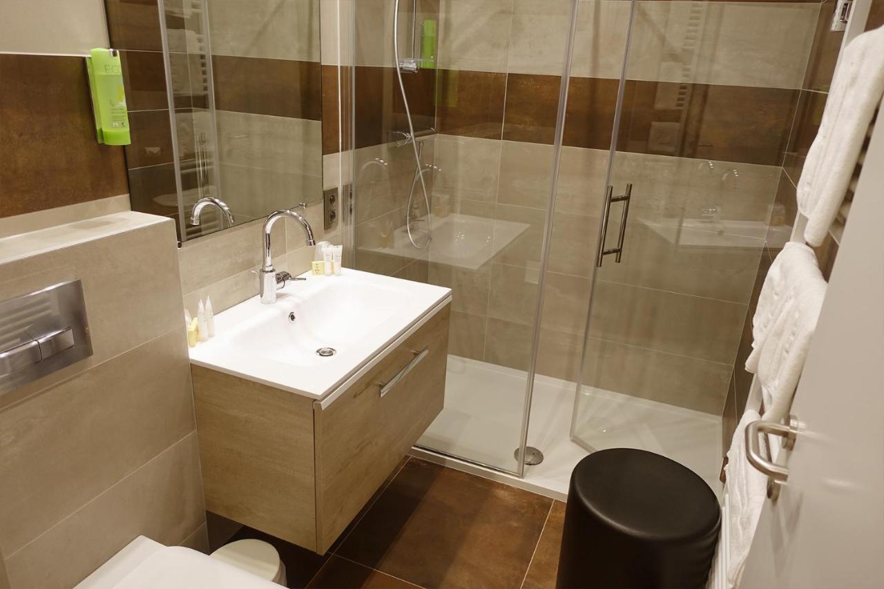 Hotel Du Parc Ath Ngoại thất bức ảnh